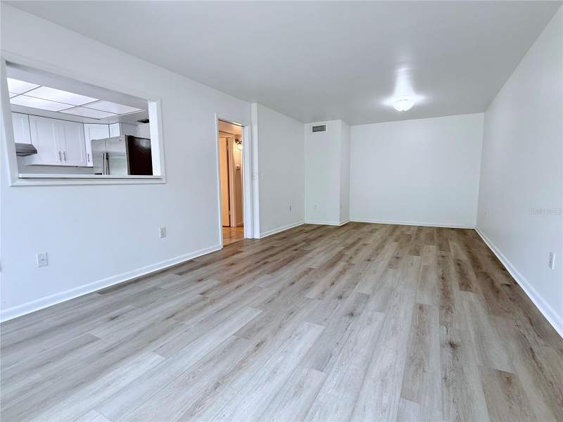 2 bedroom Condominium at 6206 Dewdrop Way, Raintree Manor Homes Condominium, Temple Terrace — photo 3