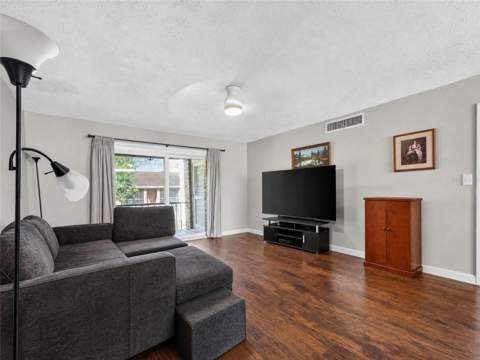 4386 Lake Underhill Road #D, Orlando FL - photo 6 of 64