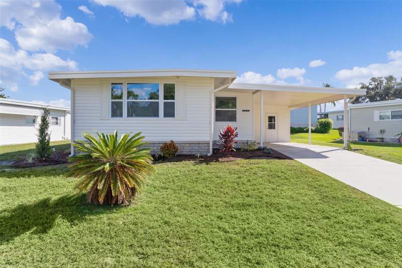 205 PALO VERDE DRIVE home for sale in Hawthorne At Leesburg A Coop