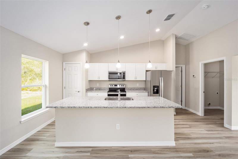 3 bedroom Single Family Residence at 12995 SW 89th Court, Marion Oaks Un Twelve, Ocala — photo 4