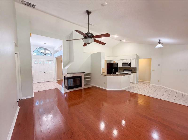 4 bedroom Single Family Residence at 332 Sprucewood Road, Lake Mary Woods, Lake Mary — photo 3