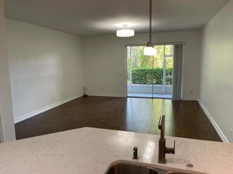 3153 Capri Isle Way, Orlando FL - photo 6 of 39