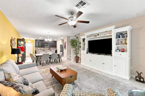 5305 Stoic Vale Drive, Wimauma FL - photo 6 of 68