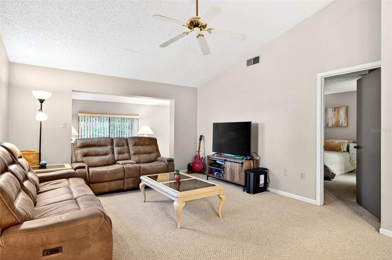 2 bedroom Condominium at 2945 SW 32nd Avenue #D6, Paddock Oaks I, Ocala — photo 4