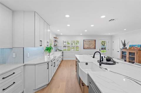 480 W Davis Boulevard, Tampa FL - photo 11 of 74
