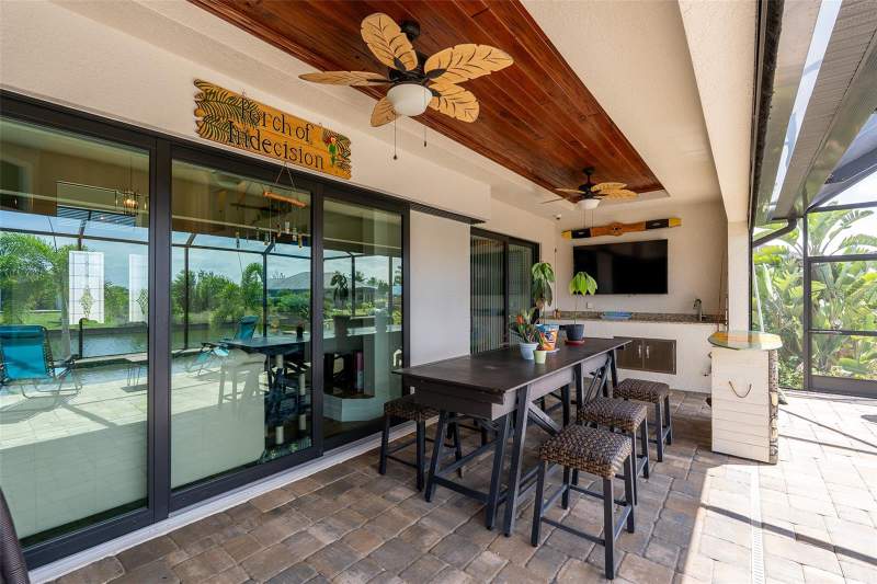 3 bedroom Single Family Residence at 15252 Chinook Way, Port Charlotte Sec 093, Port Charlotte — photo 4
