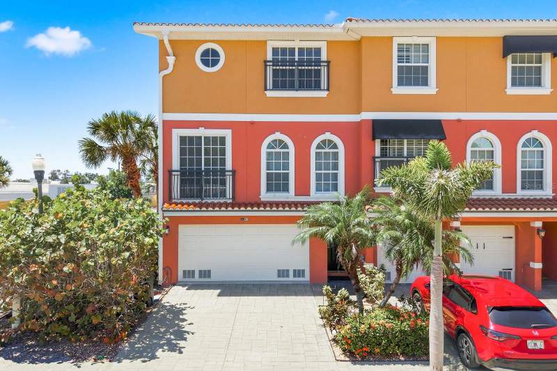 3 bedroom Townhouse at 47 W Morgan Street, Banyans Ph 1, Tarpon Springs — photo 3
