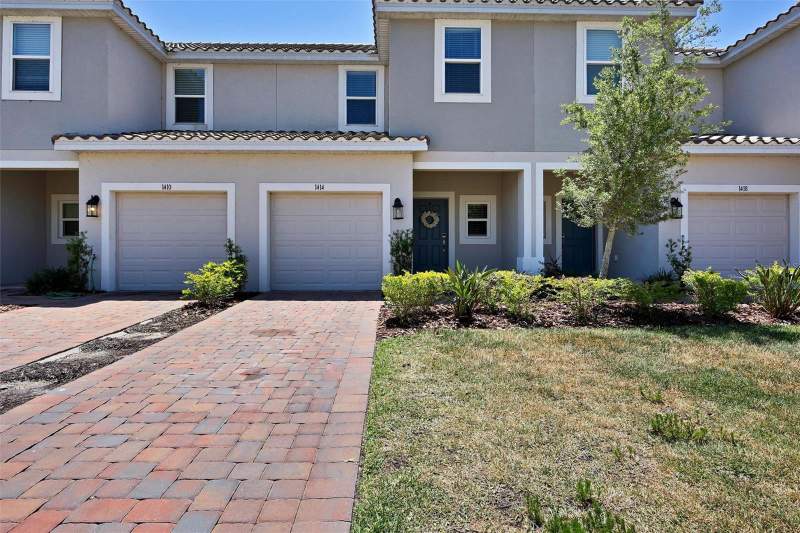 1414 ANCHOR BEND WAY home for sale in Bellalago