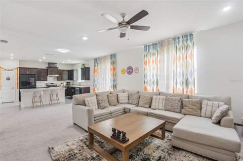 9963 Sunrise View Court, Seffner FL - photo 9 of 56