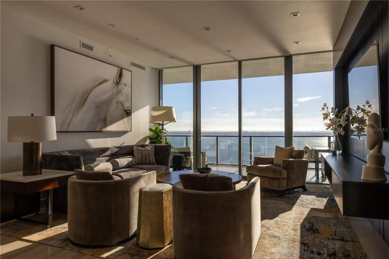 3101 BAYSHORE BOULEVARD #1503 home for sale in 3105 Bay Oaks Condominium