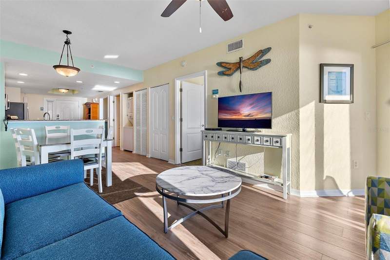 2 bedroom Condo - Hotel at 12000 Gulf Boulevard #501-W, Sunset Vistas Condo Hotel On The Gulf, Treasure Island — photo 5