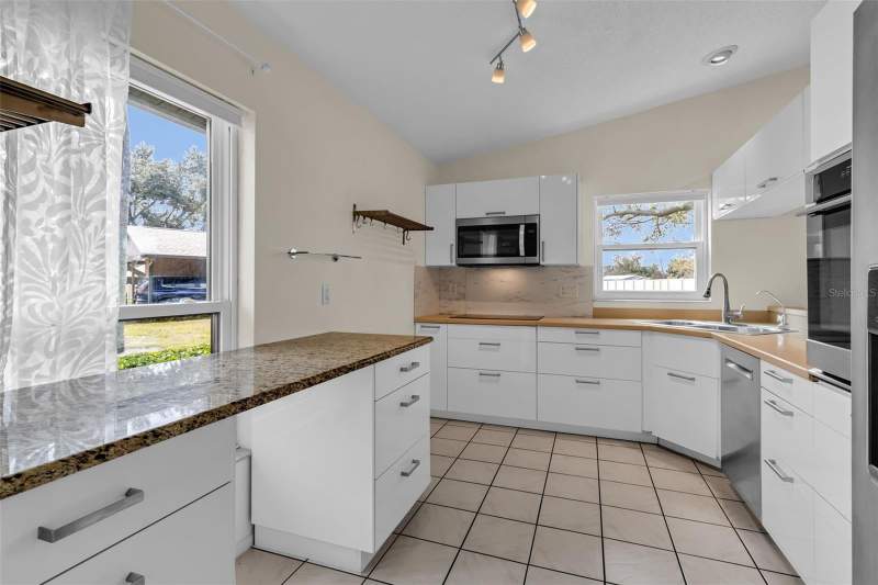 2 bedroom Condominium at 1700 Curry Trail #35, Curry Cove, Nokomis — photo 5