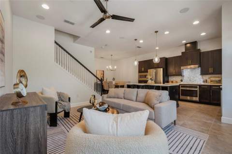 9037 Laureate Boulevard, Orlando FL - photo 8 of 64
