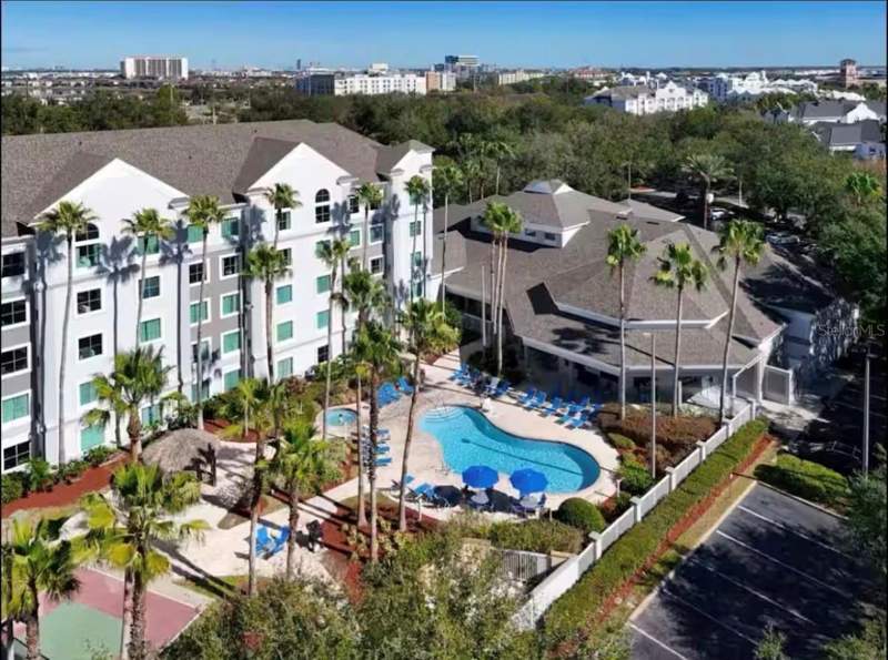 8303 Residence