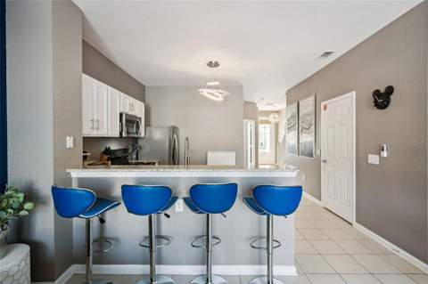 2530 Maneshaw Lane, Kissimmee FL - photo 10 of 26