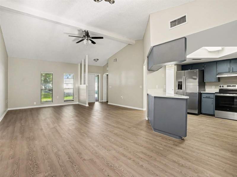 3 bedroom Single Family Residence at 6316 Timucuans Drive, Indian Tr Ai Ls Addition, Lakeland — photo 5