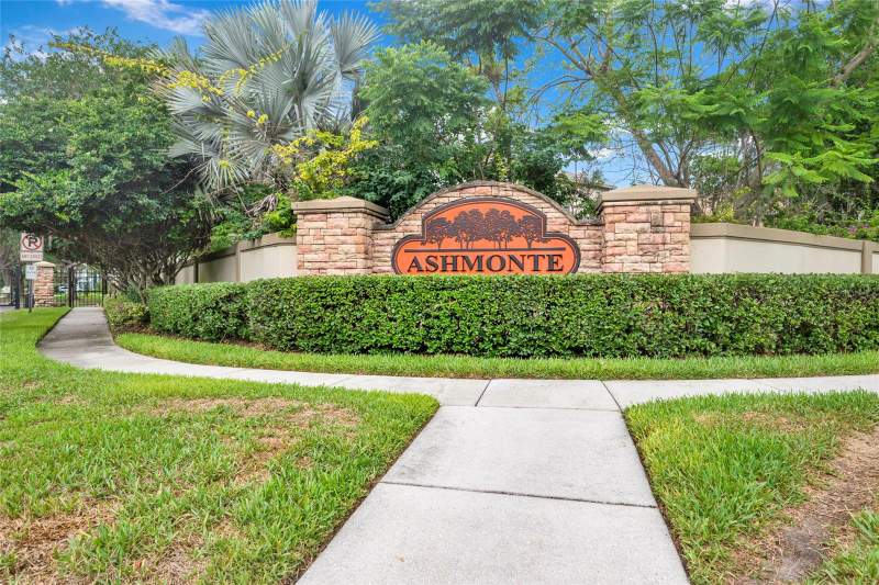 5 bedroom Single Family Residence at 3103 Ashmonte Drive, Oakstead Prcl 06 Unit 01 Prcl 07, Land O Lakes — photo 5