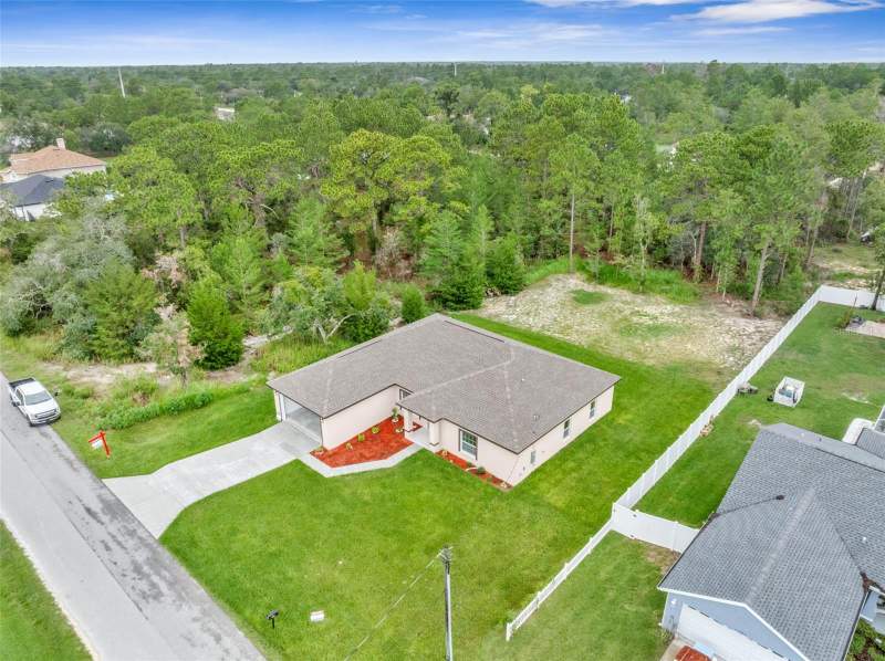 4 bedroom Single Family Residence at 11277 Fool Duck Avenue, Royal Highlands, Weeki Wachee — photo 4