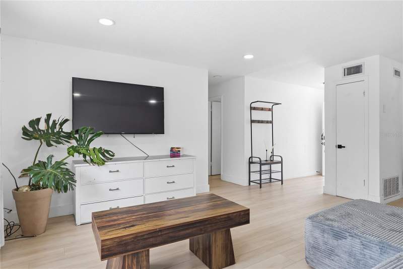 3 bedroom Single Family Residence at 835 MARLOWE AVENUE, SKYLAKE, ORLANDO — photo 5