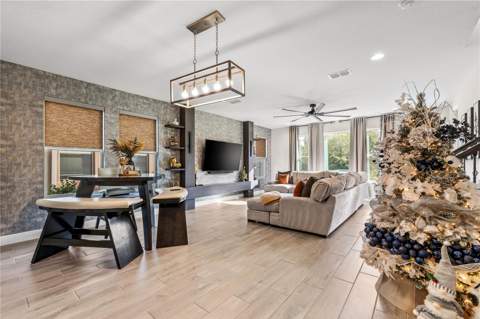 18344 Oliver Twist Way, Winter Garden FL - photo 11 of 34