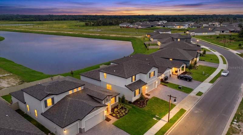 5 bedroom Single Family Residence at 10514 Abundance Grove Way, Oakfield Trails, Parrish — photo 2