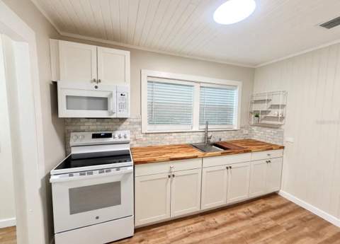 1204 N Morningside Drive, Plant City FL - photo 10 of 25