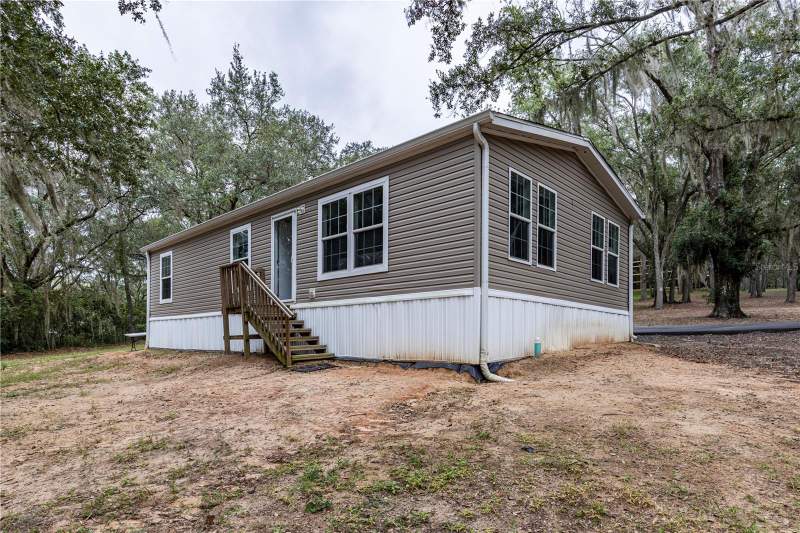 6 bedroom Manufactured Home at 10135 N Em En El Grove Road, Higley, Leesburg — photo 3