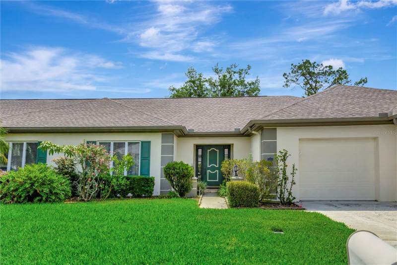 Fairway Villas At Pebble CreekHomes for Sale in Tampa, FL