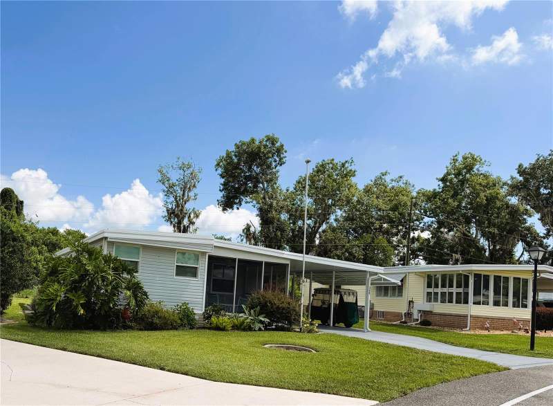 2 bedroom Mobile Home at 346 Palo Verde Drive, Hawthorne At Leesburg A Coop, Leesburg — photo 2