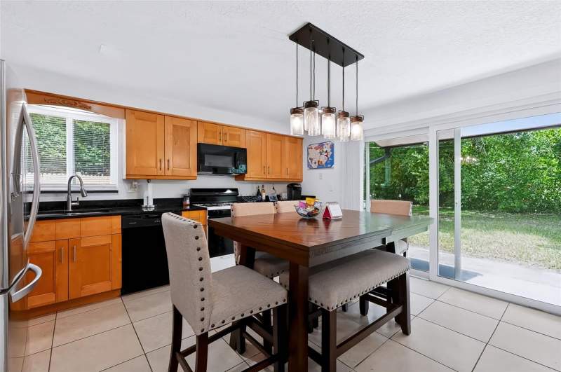 3 bedroom Single Family Residence at 2223 Fulton Way, Wilcox Manor, Largo — photo 4