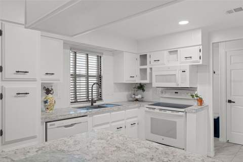 8090 Little Tee Lane, Brooksville FL - photo 18 of 47