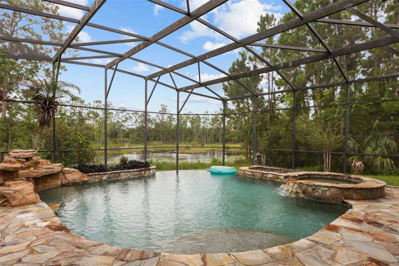 4 bedroom Single Family Residence at 420 Valley Stream Drive, Seminole Woods 5 Ac Dev, Geneva — photo 5