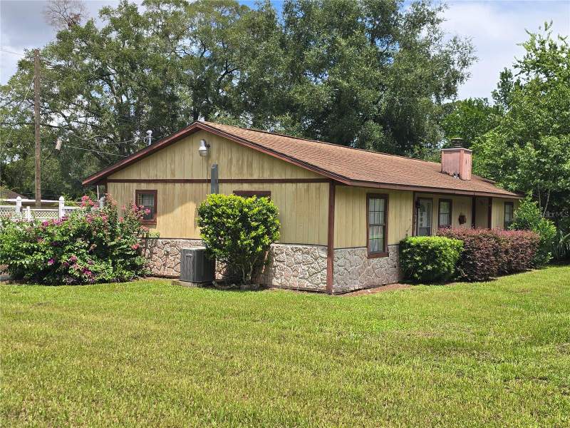 2 bedroom Single Family Residence at 5521 NE 4th Place, Ocala Heights, Ocala — photo 3