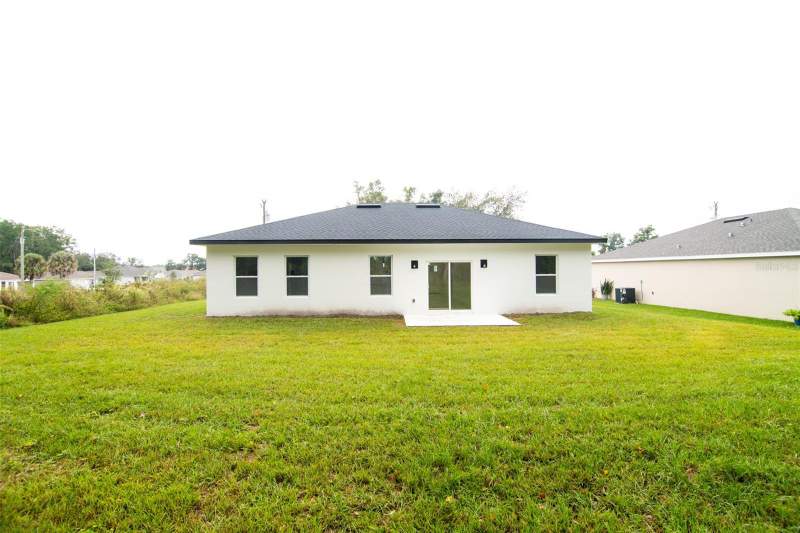 4 bedroom Single Family Residence at 13215 SW 41st Court, Marion Oaks, Ocala — photo 4