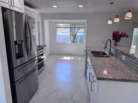 5208 Carrollwood Meadows Drive, Tampa FL - photo 6 of 22