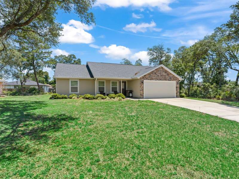 3 bedroom Single Family Residence at 13645 SW 39th Court, Marion Oaks Un 01, Ocala — photo 5