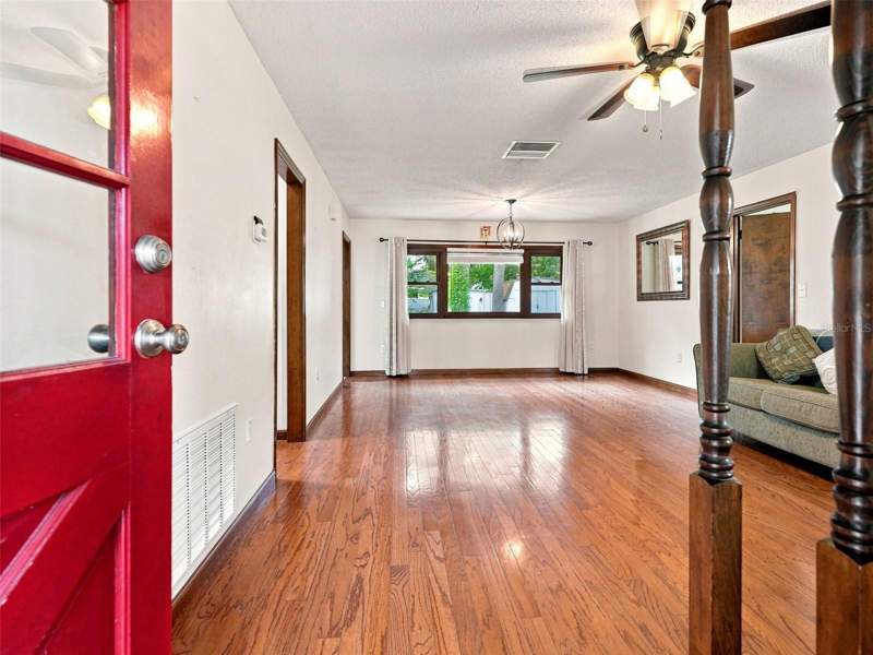 2 bedroom Single Family Residence at 1139 Desmond Avenue, Spring Hill, Spring Hill — photo 4