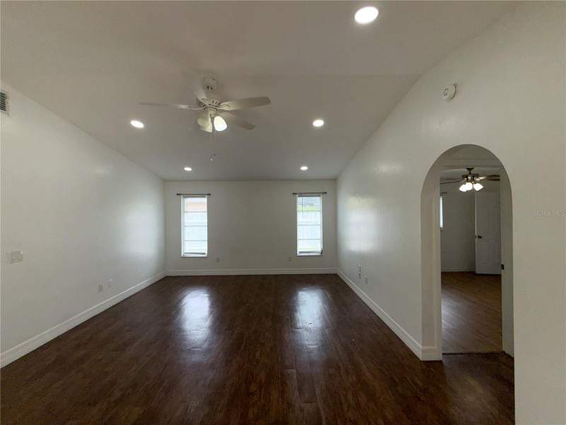 3 bedroom Single Family Residence at 206 SW 33rd Street, Cape Coral, Cape Coral — photo 5