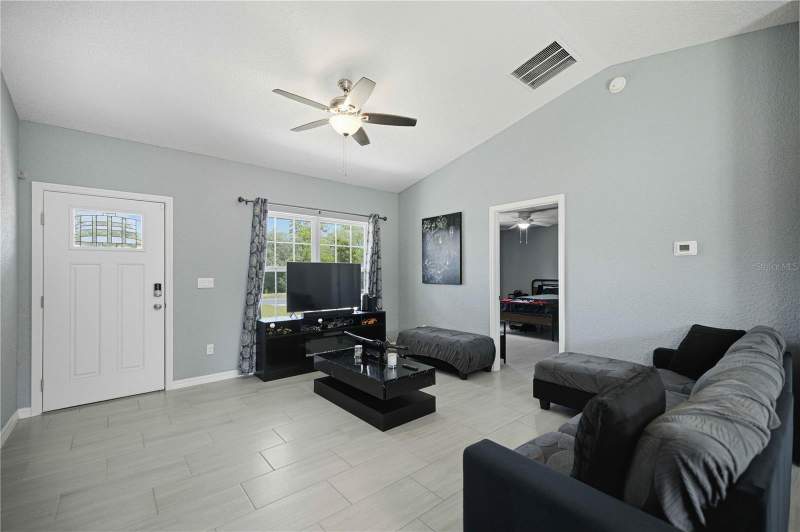 3 bedroom Single Family Residence at 17725 SW 31st Avenue, Marion Oaks Un 6, Ocala — photo 3