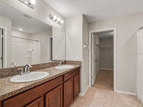 2210 Purple Orchid Place, Ruskin FL - photo 10 of 16