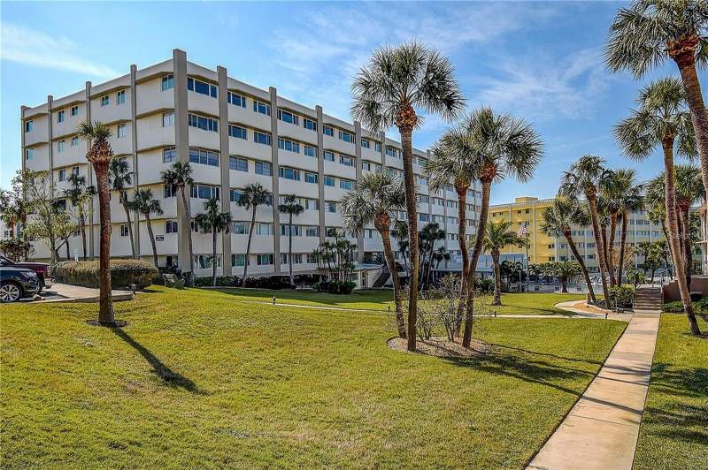 100 BLUFF VIEW DRIVE #514A home for sale in Harbour Club Condos for Sale: 2 Listings