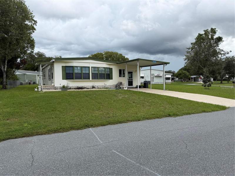 2 bedroom Manufactured Home at 7476 Dearborn Avenue, High Point Mh Sub, Brooksville — photo 2
