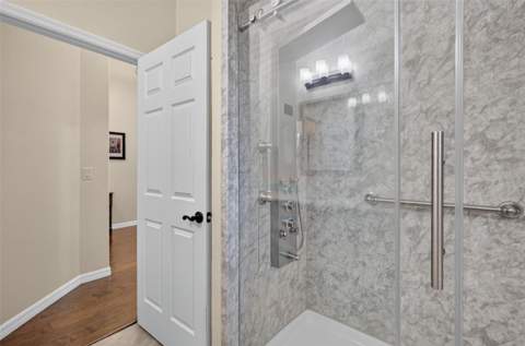 8716 Bridgeport Bay Circle, Mount Dora FL - photo 23 of 44