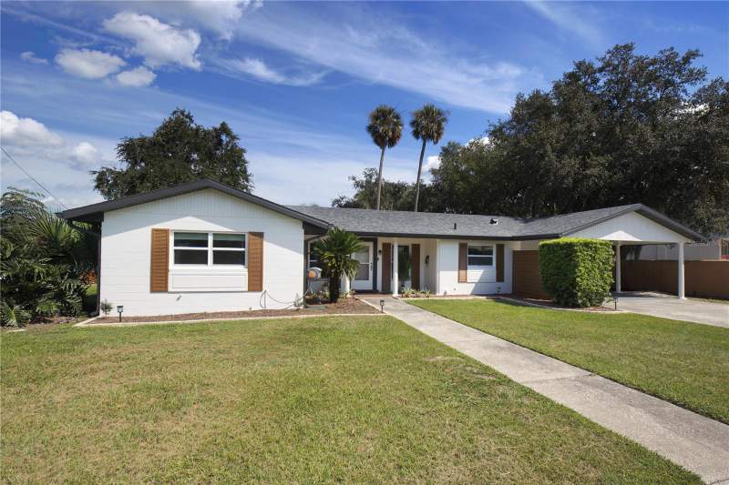 4 bedroom Single Family Residence at 920 Orange Avenue, Tavares Lakewood Park, Tavares — photo 2