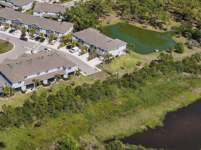 3 bedroom Townhouse at 8696 Ice Wine Street, Promenade/Palmer Ranch Ph 2, Sarasota — photo 2