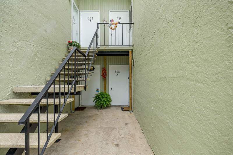 2 bedroom Condominium at 568 Fairways Circle #A, Fairways/Silver Spgs Shores Co, Ocala — photo 3