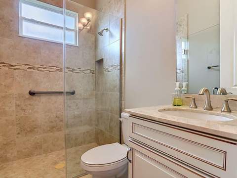 8461 Bridgeport Bay Circle, Mount Dora FL - photo 20 of 44
