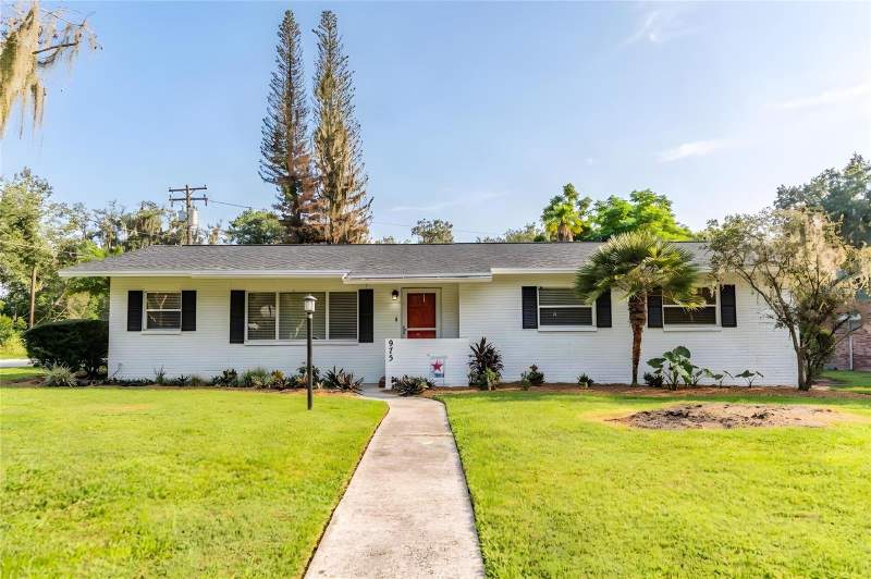 3 bedroom Single Family Residence at 975 E Mann Road, La Hacienda, Bartow — photo 2