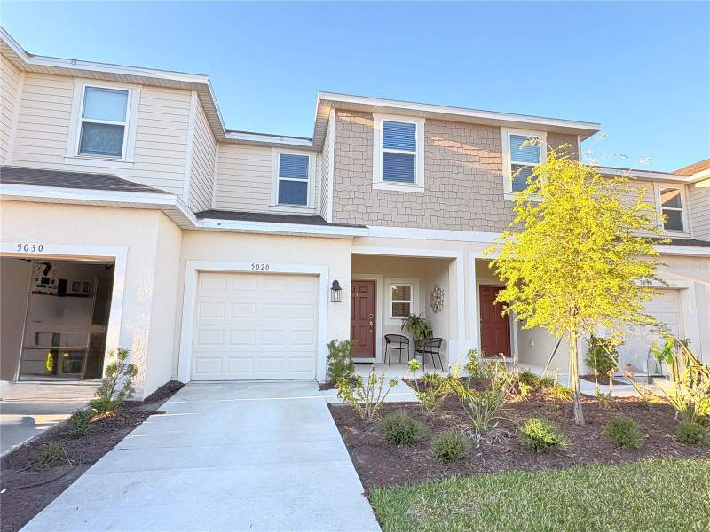 3 bedroom Townhouse at 5020 Revolutionary Way, The Townhomes At Anthem Park, St Cloud — photo 2