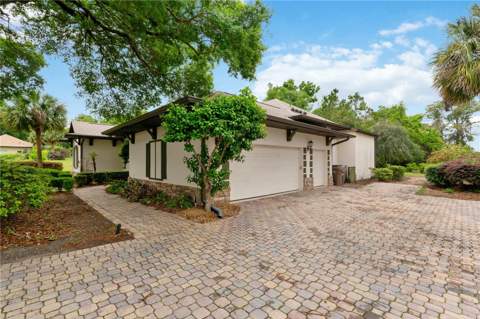 5204 Greens Drive, Lady Lake FL - photo 6 of 55